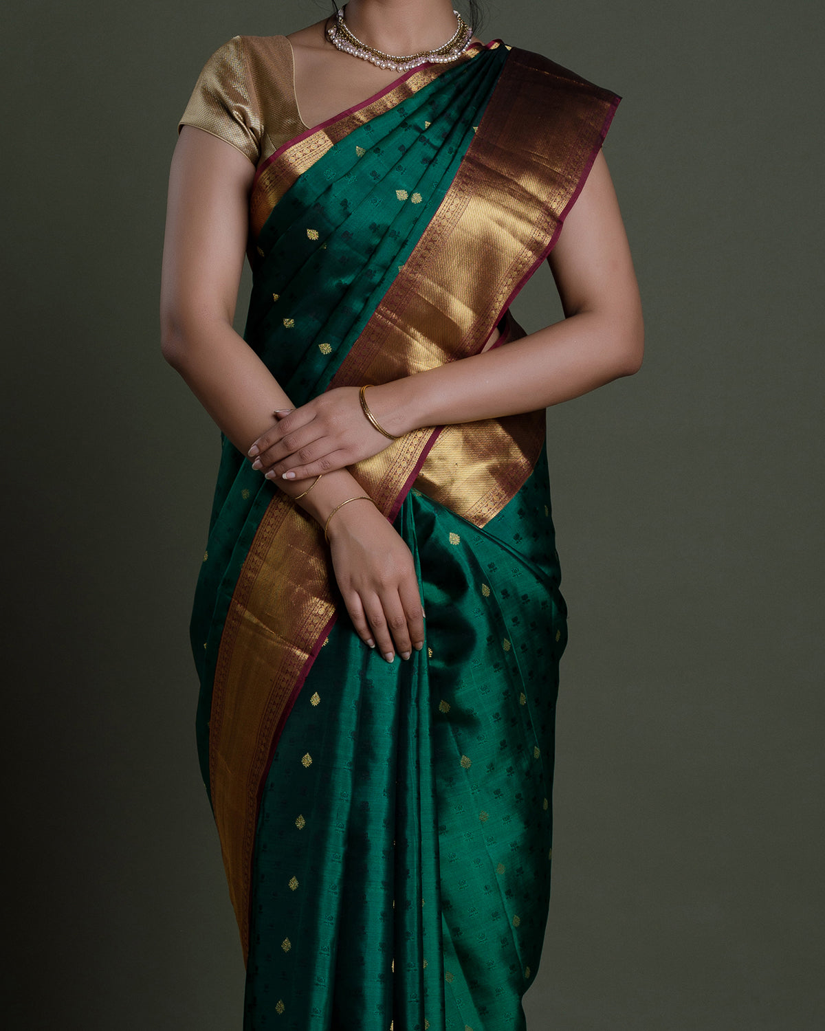 Dark Green Jaquard Silk Saree