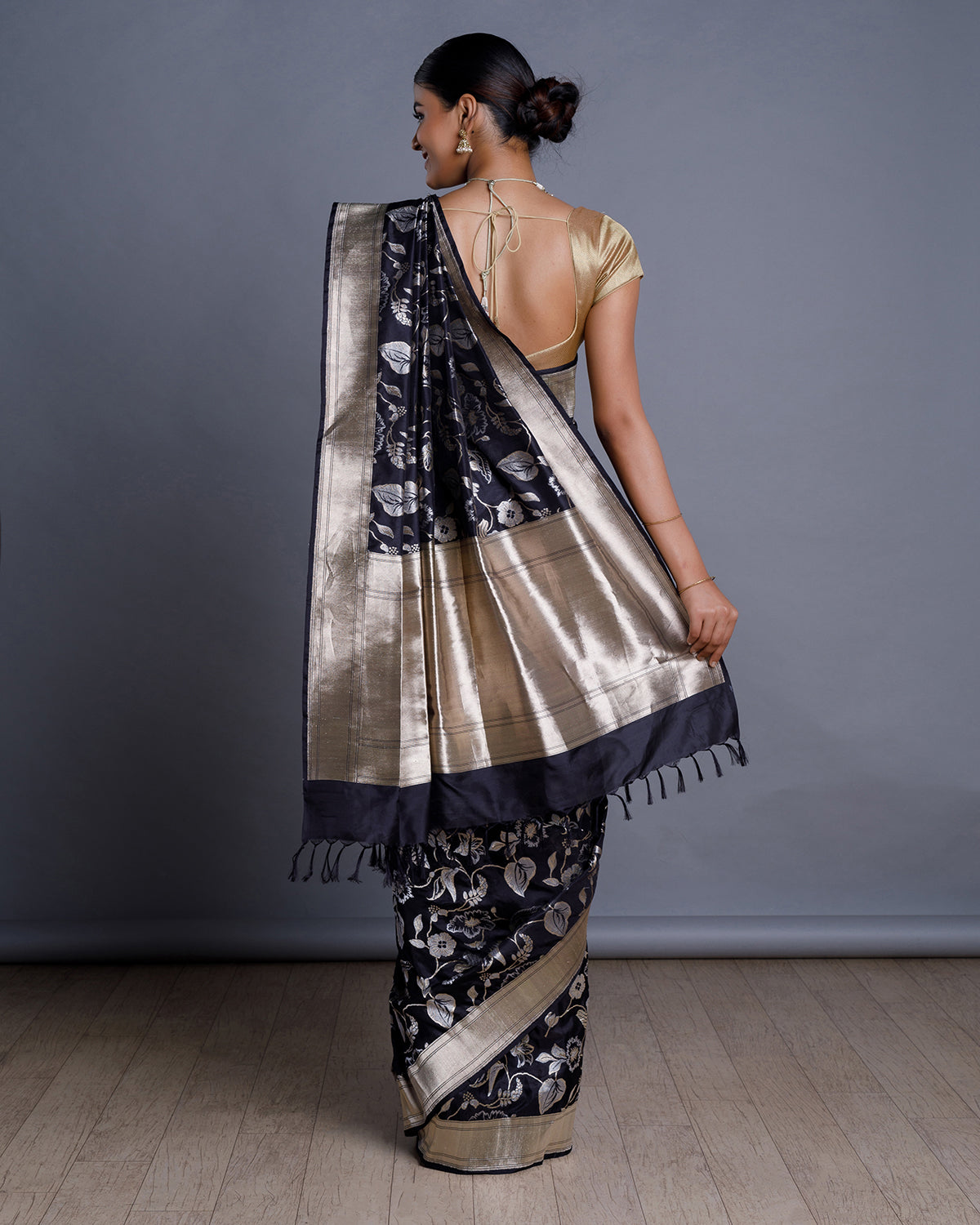 Black Banaras Handloom Silk Saree