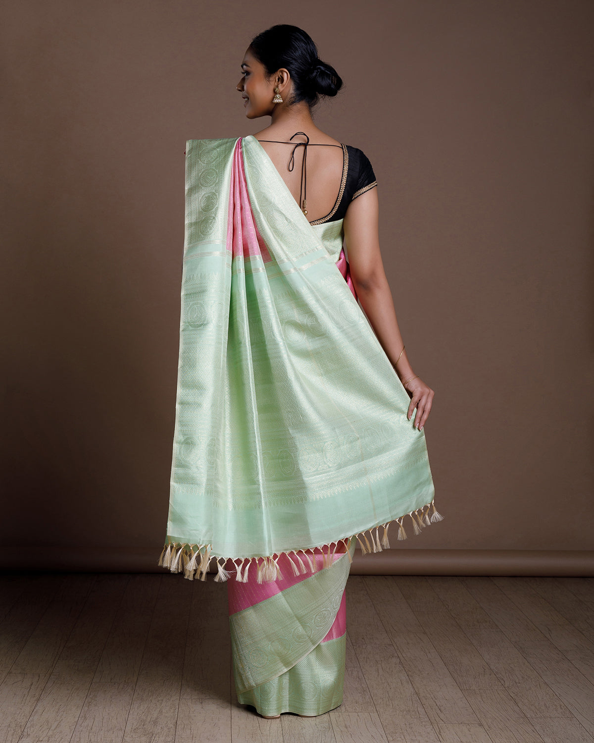 Pink Kanchivaram Handloom Silk Saree