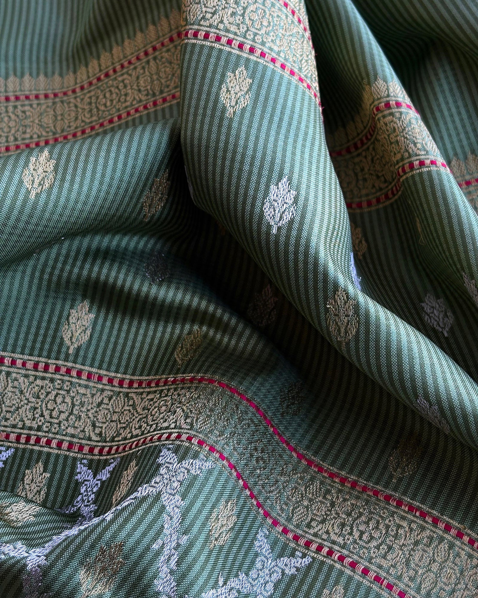 Green Banarasi Silk Saree - 032 of 105