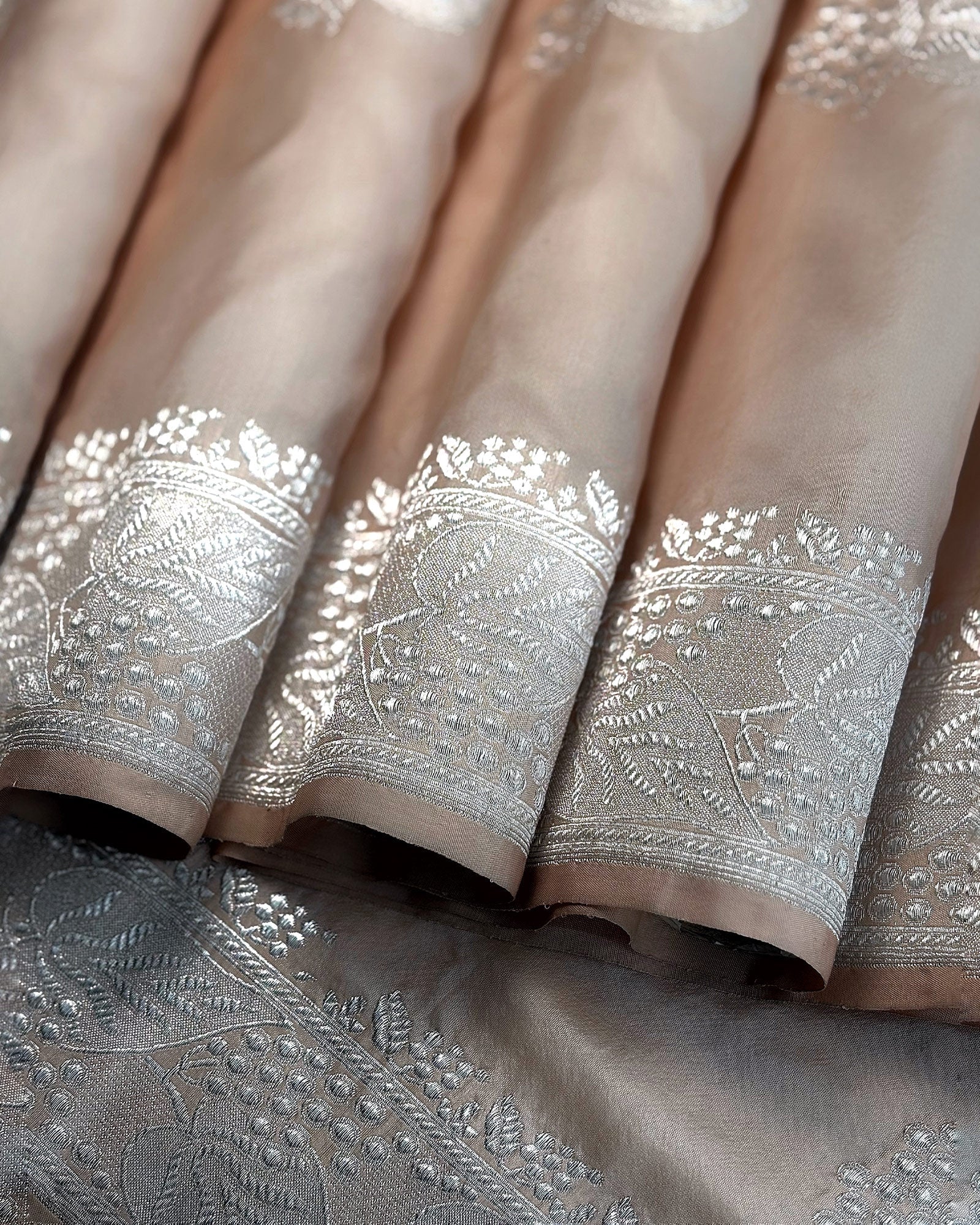 Cream Banarasi Katan Silk - 062 of 105