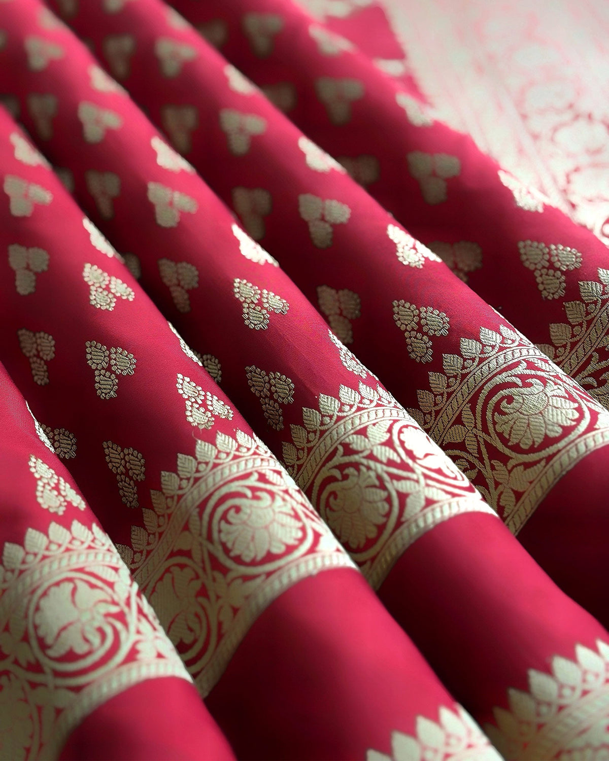 Maroon Banarasi Katan Silk Saree - 061 of 105