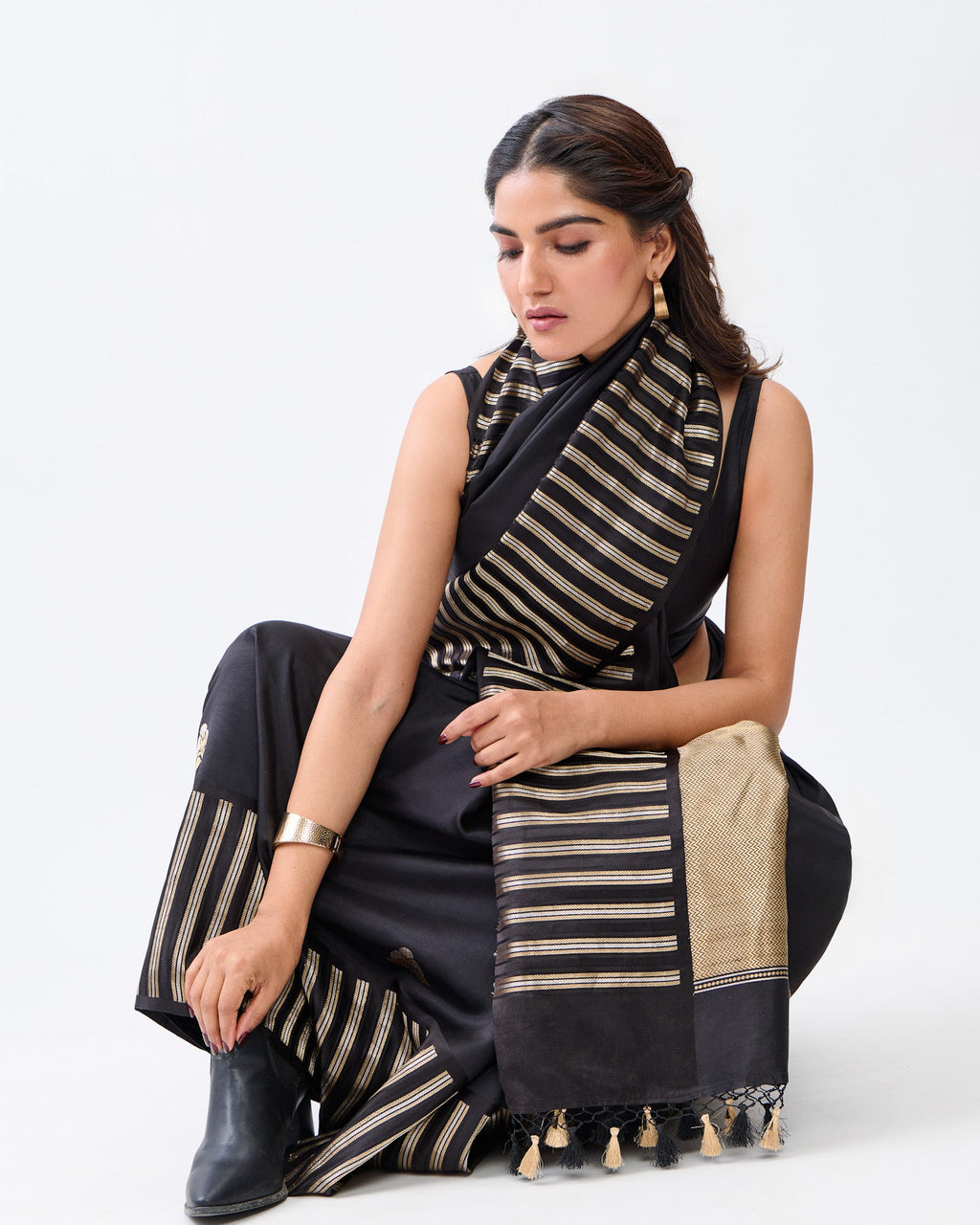 Black Banarasi Poona Silk Saree