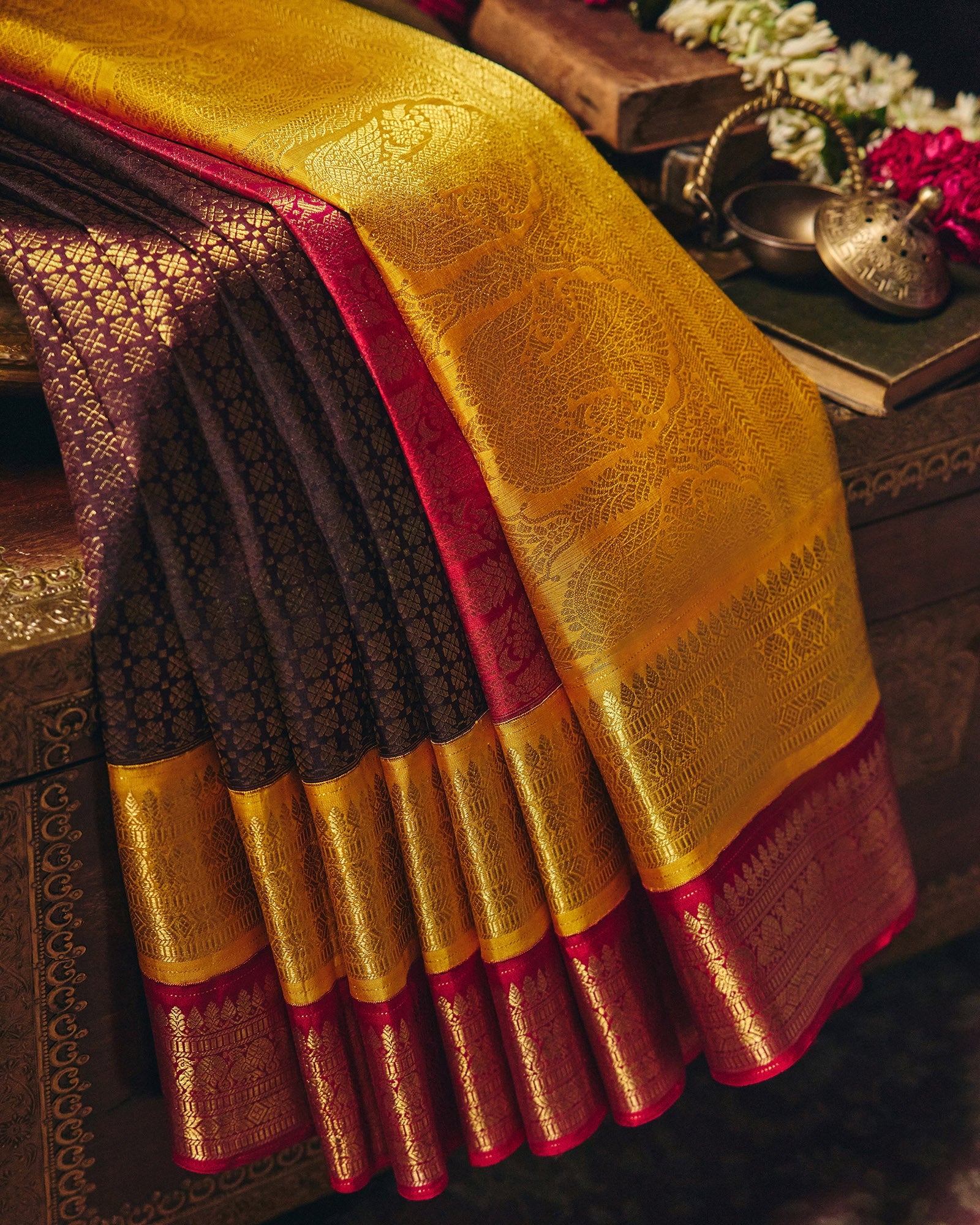 Brown Kanchivaram Silk Saree - 077 of 105