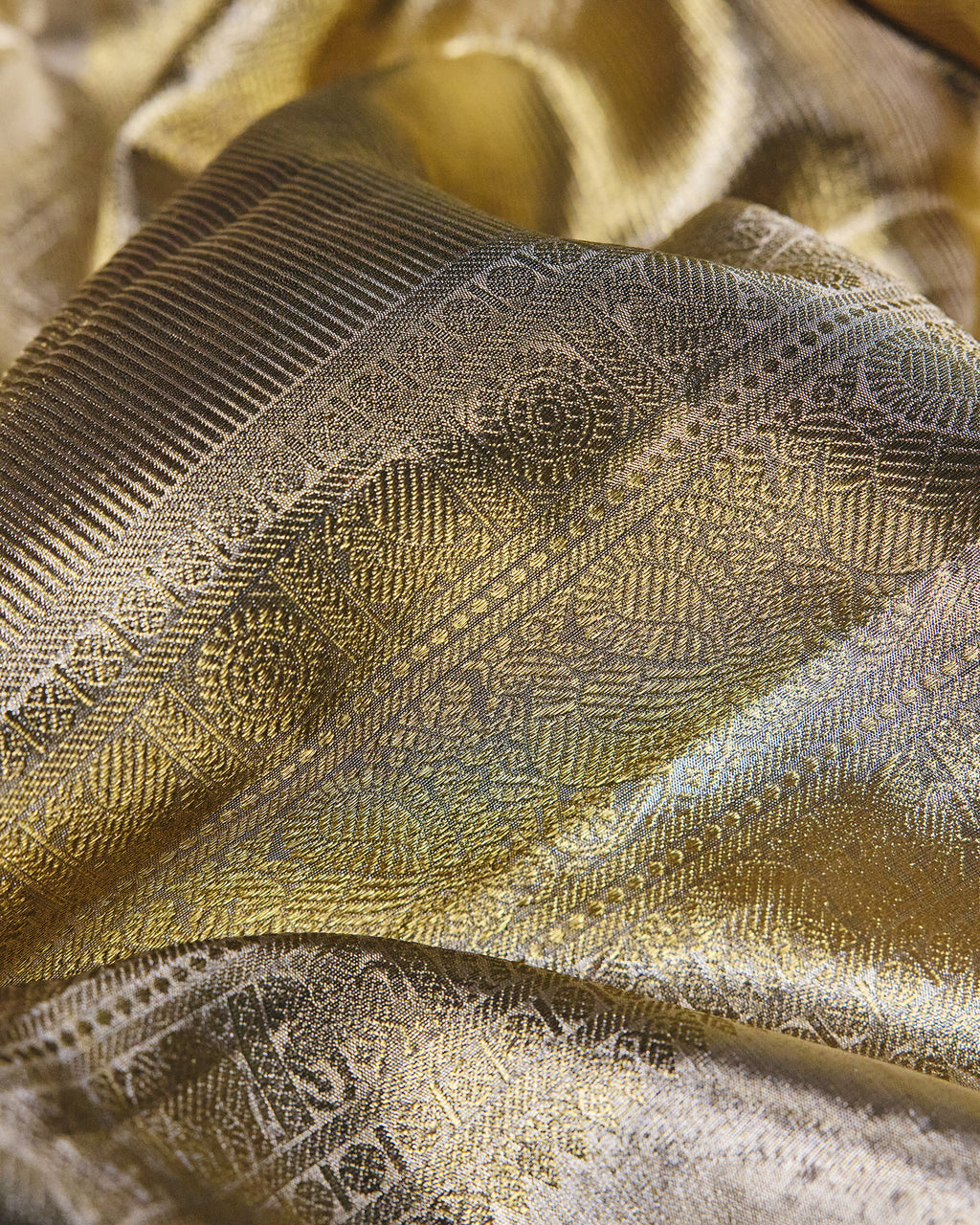 Cream Kanchivaram Tissue Silk Saree - 067 of 105