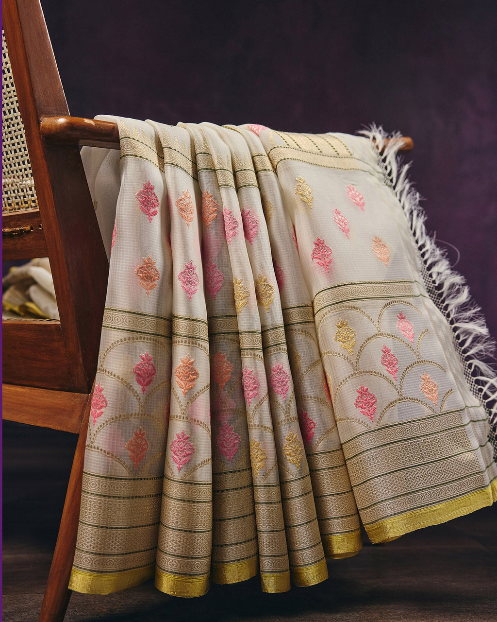 Off-White Banarasi Kora Silk Saree - 100 of 105