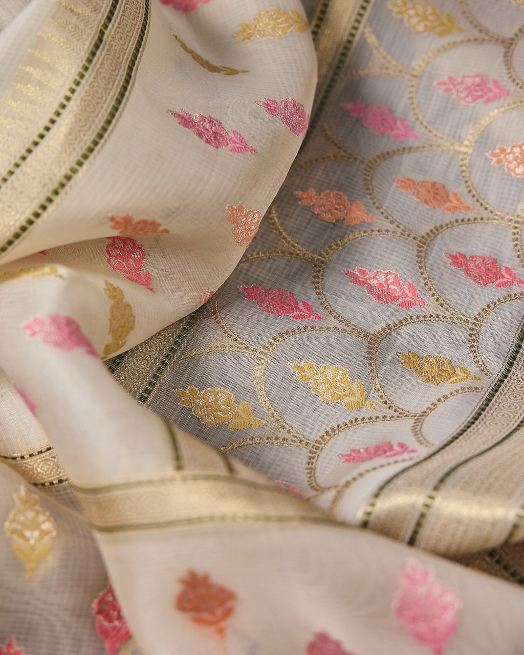 Off-White Banarasi Kora Silk Saree - 100 of 105