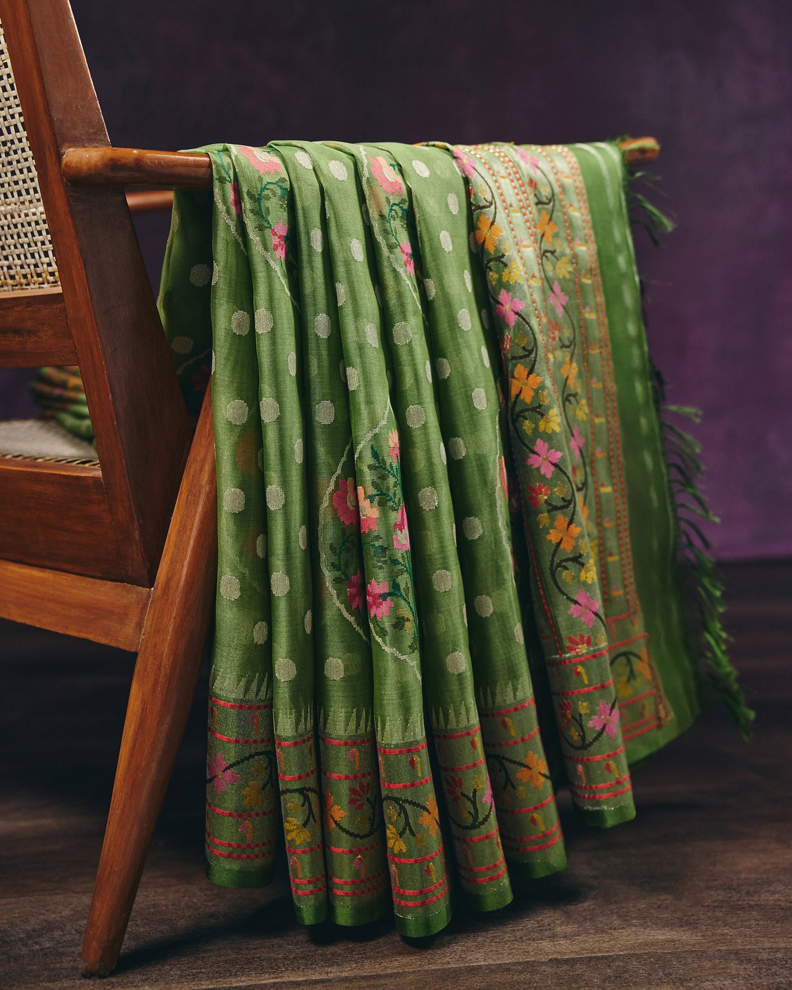Green Banarasi Organza Silk Saree - 048 of 105