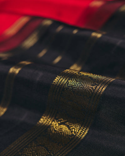 Red Kanchivaram Silk Saree - 044 of 105