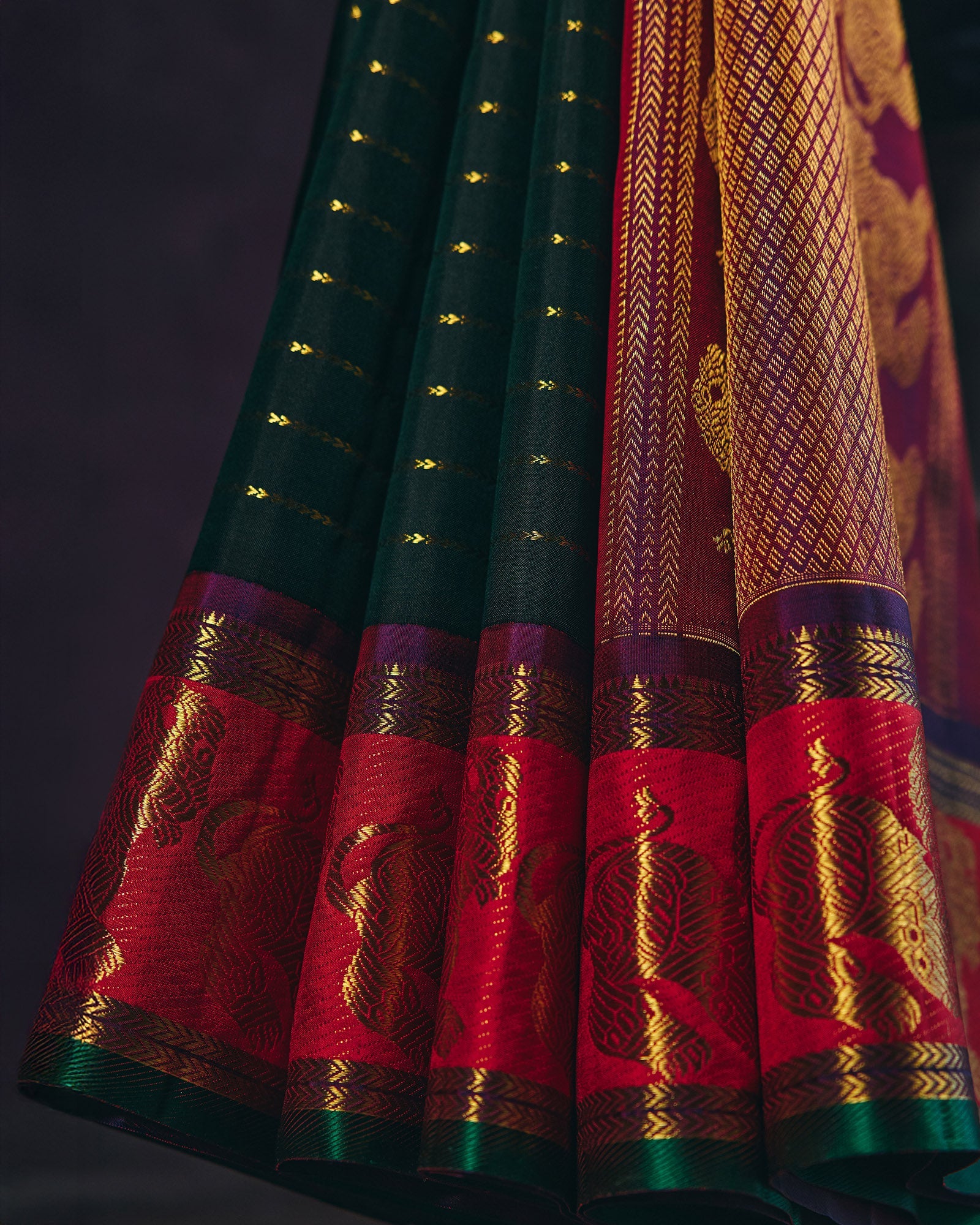 Dark Green Kanchivaram Silk Saree - 042 of 105