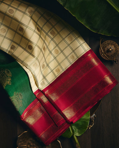 Off-White Kanchivaram Silk Saree - 007 of 105