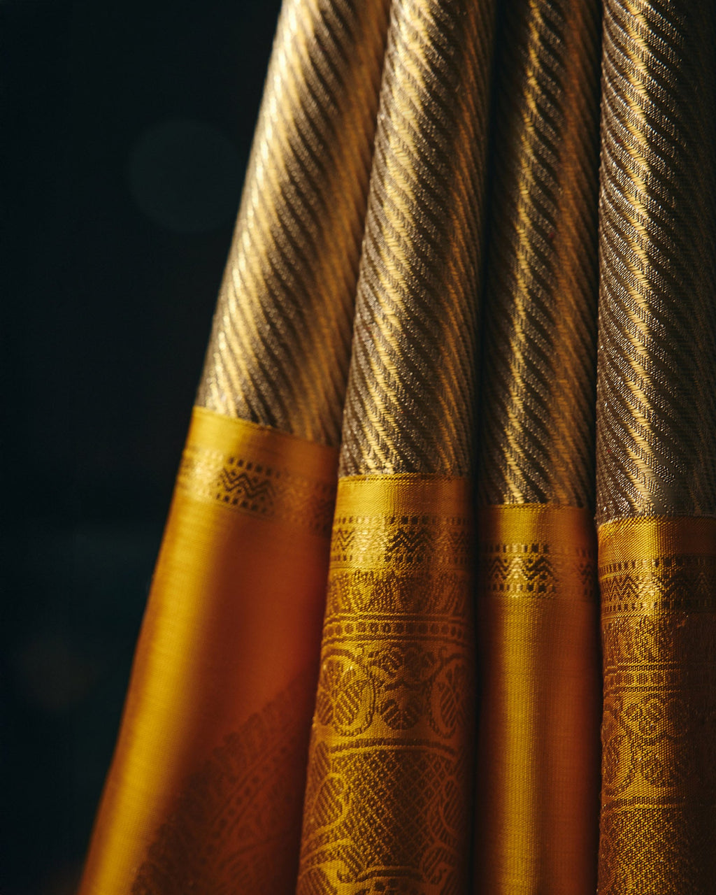 Silver Kanchivaram Tissue Silk Saree - 069 of 105