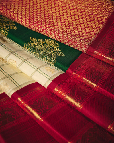 Off-White Kanchivaram Silk Saree - 007 of 105