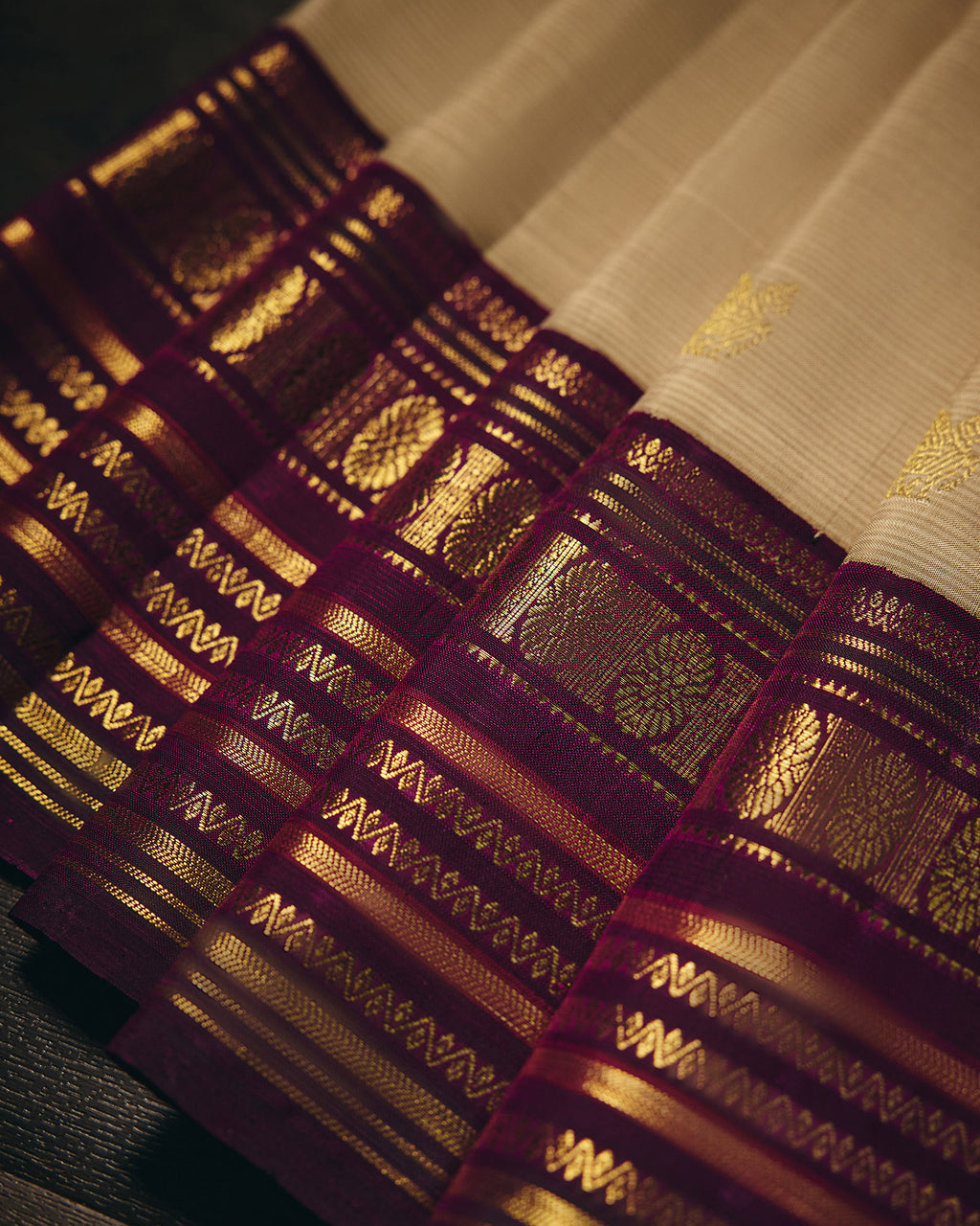 Ivory Kanchivaram Silk Saree - 021 of 105
