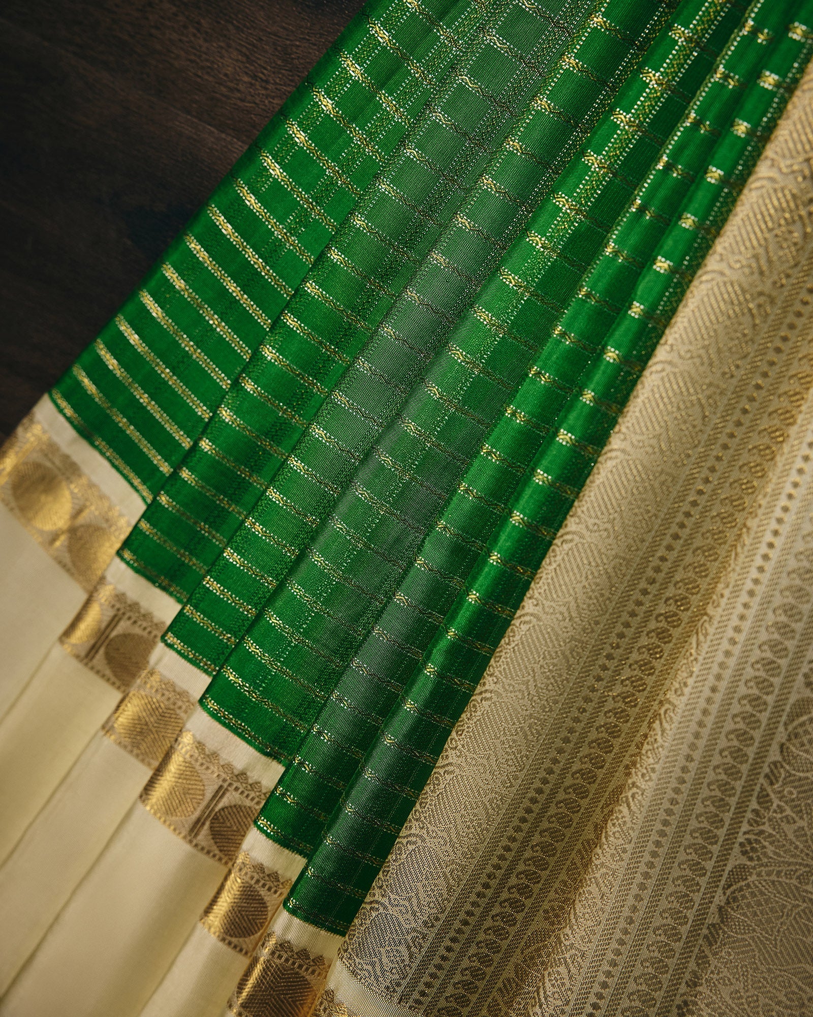 Green Kanchivaram Silk Saree - 102 of 105