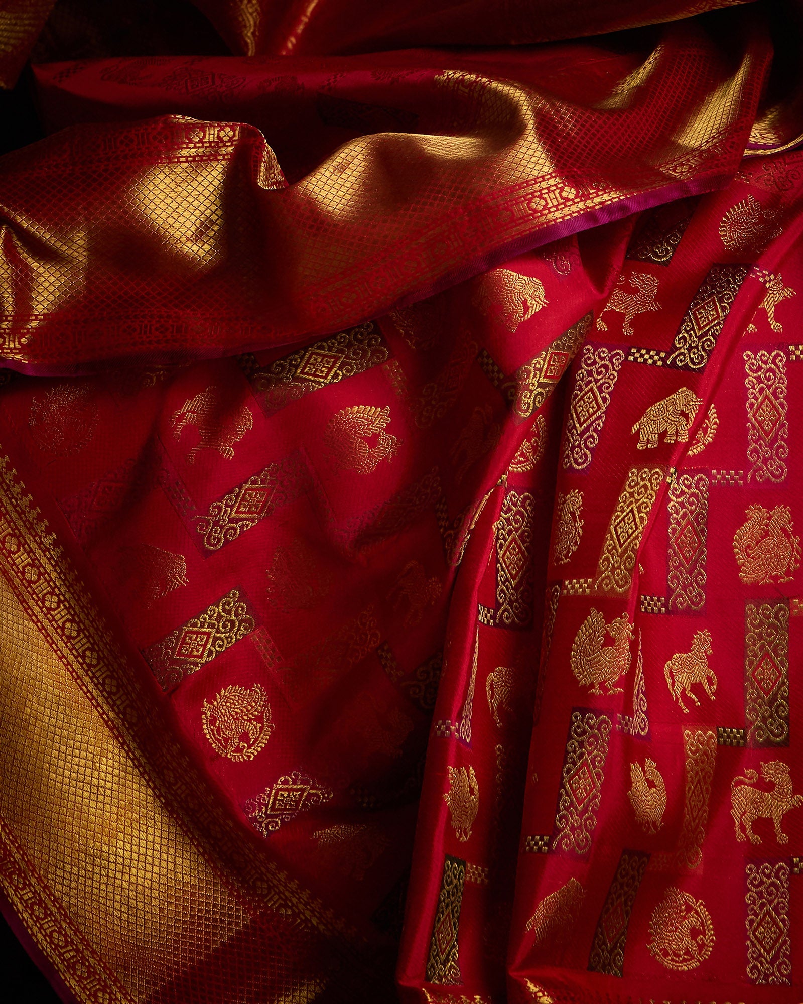 Red Kanchivaram Silk Saree - 041 of 105