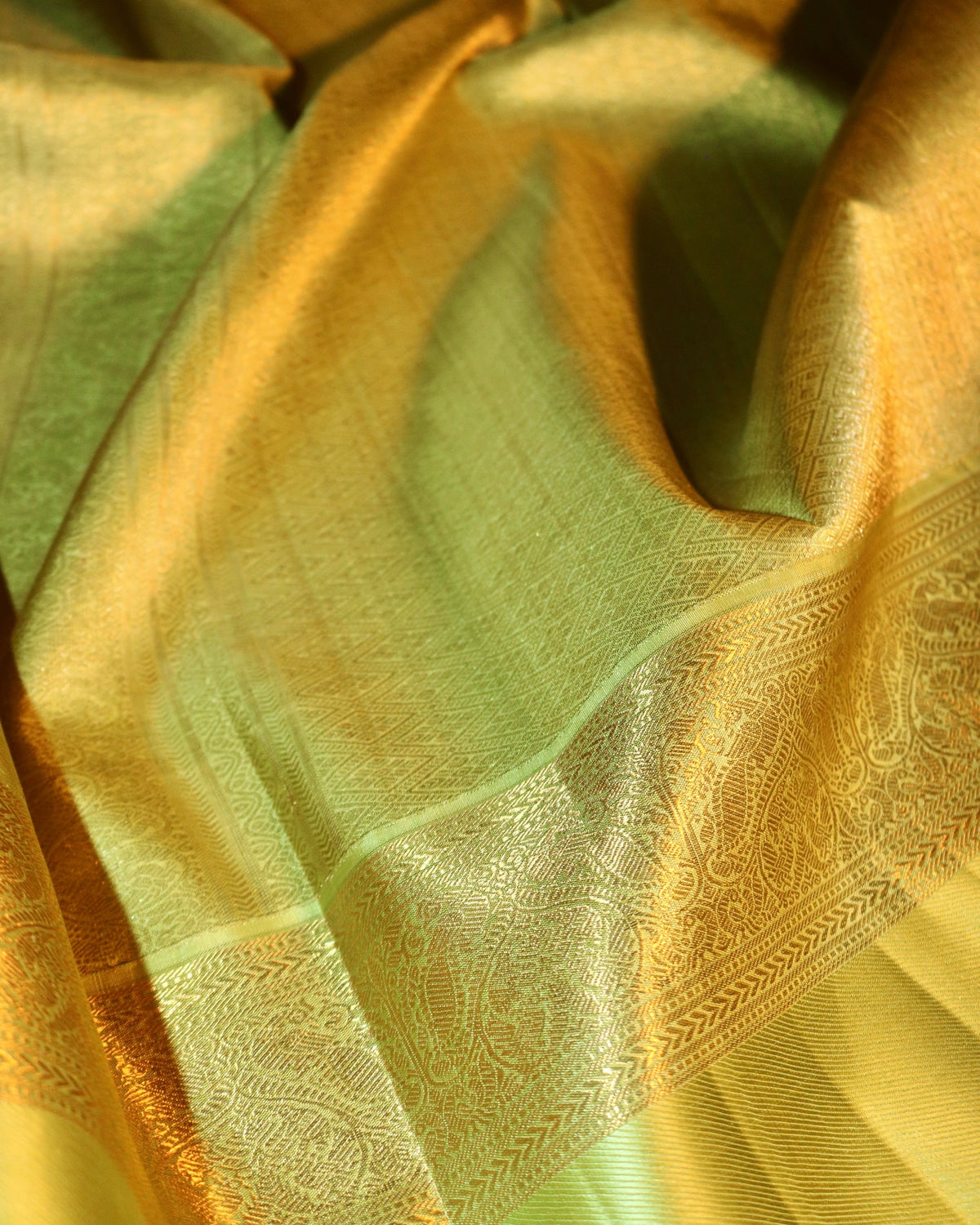 Reddish Pink Kanchivaram Silk Saree